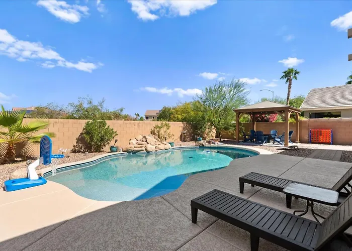 Desert Retreat - Pool - Fire Pit - Family Games *